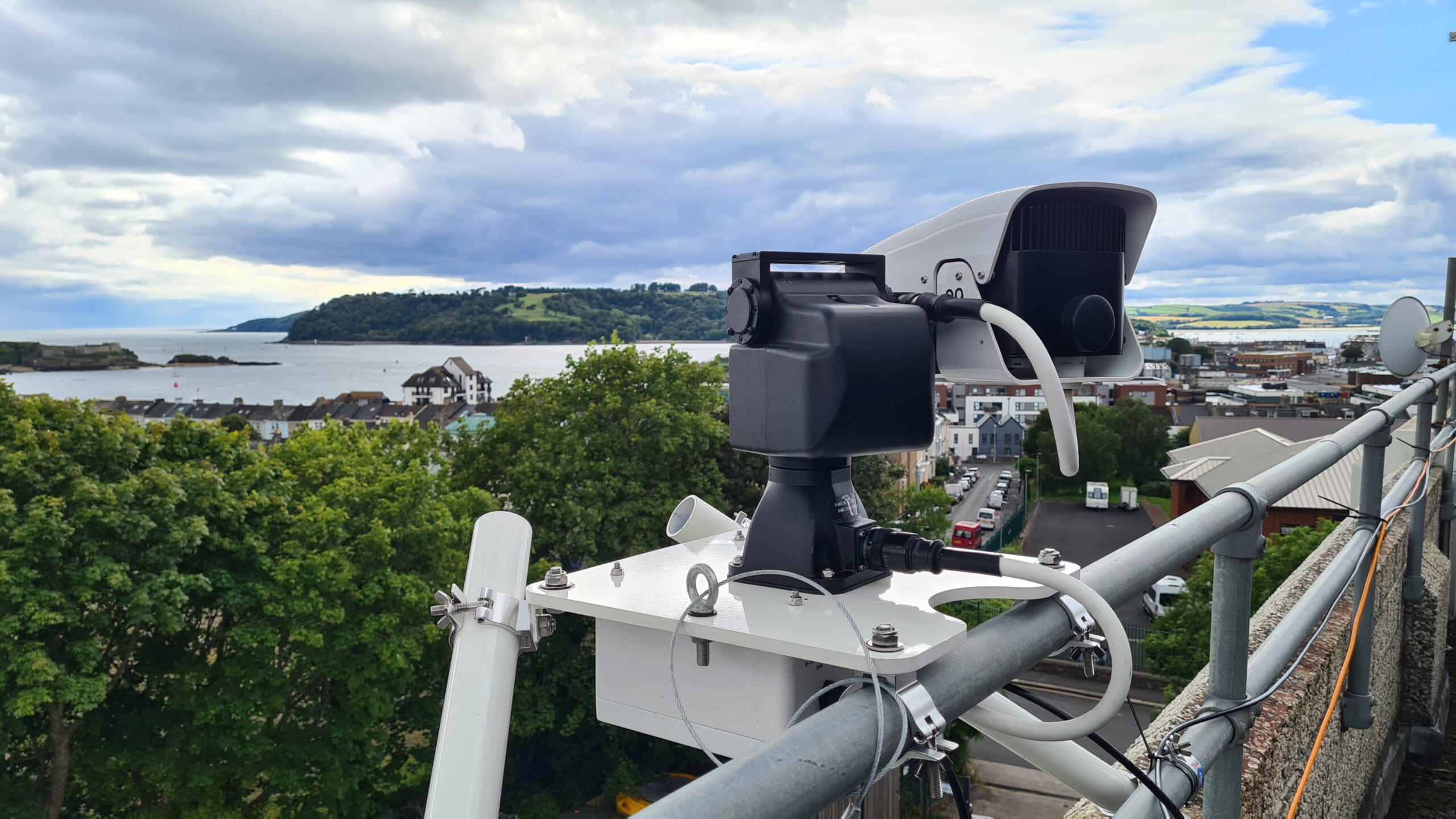 A Complete Guide to Quad-Channel Detectors: Boosting Your Detection Capabilities